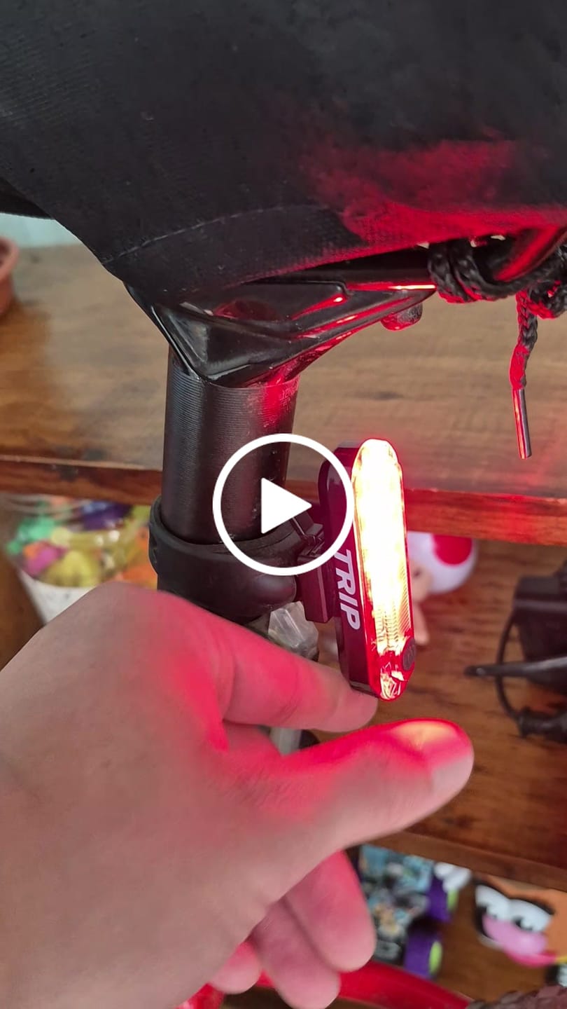Customer video review of LUZ PACK USB TRIP DISCOVERY 350 LM/10 ML
