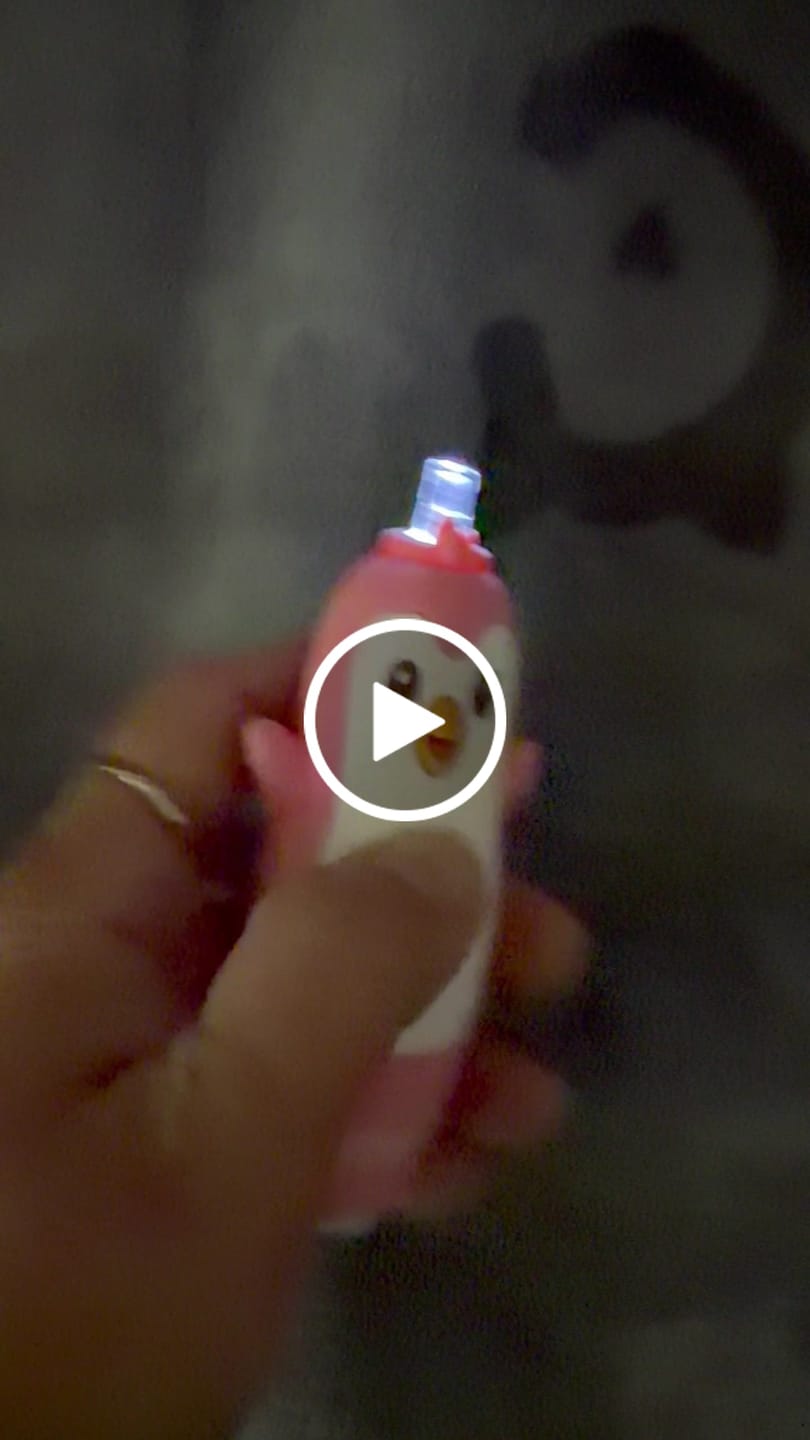 Customer video review of Premium Tandenborstel Pinguin