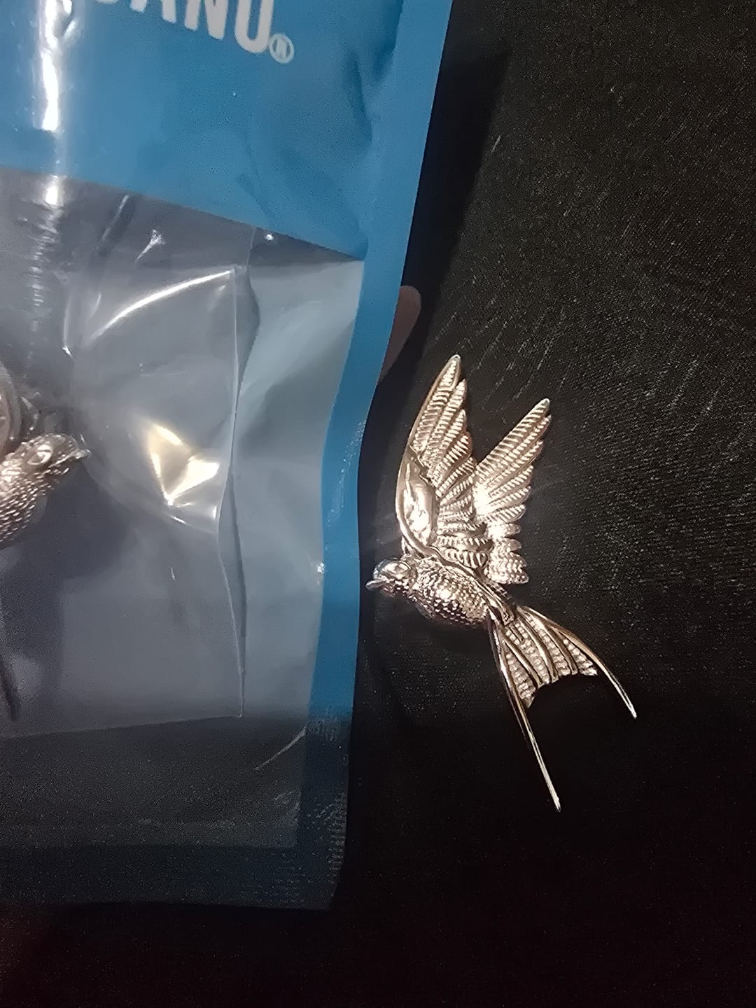 Customer photo review of Aretes Birdie Plata
