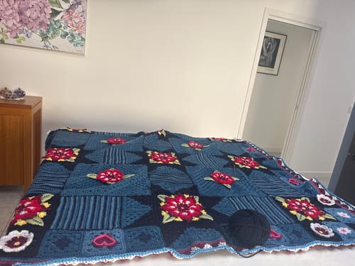 Customer photo review of Merino Magic 8 ply - Heirloom
