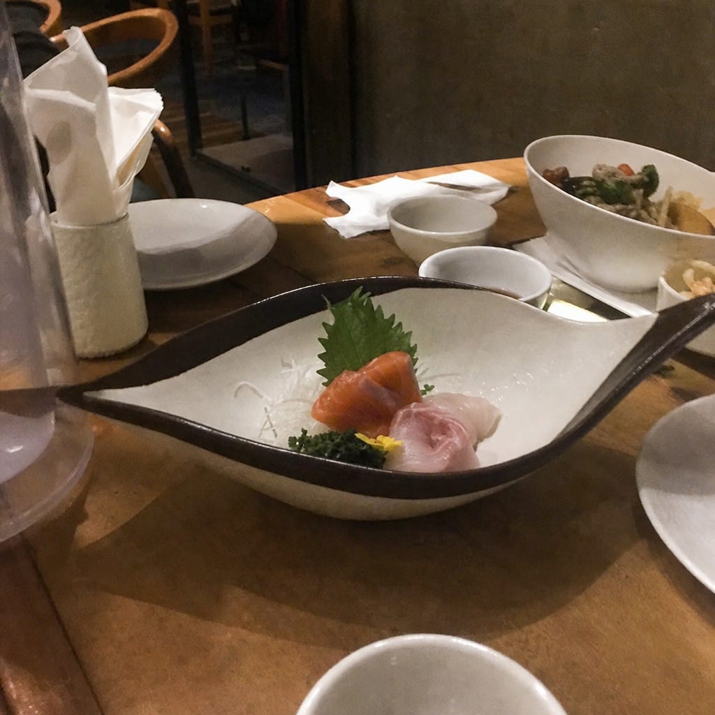 Customer photo review of Leaf-Shaped Bowl 305mm Melamine for Creative Presentations