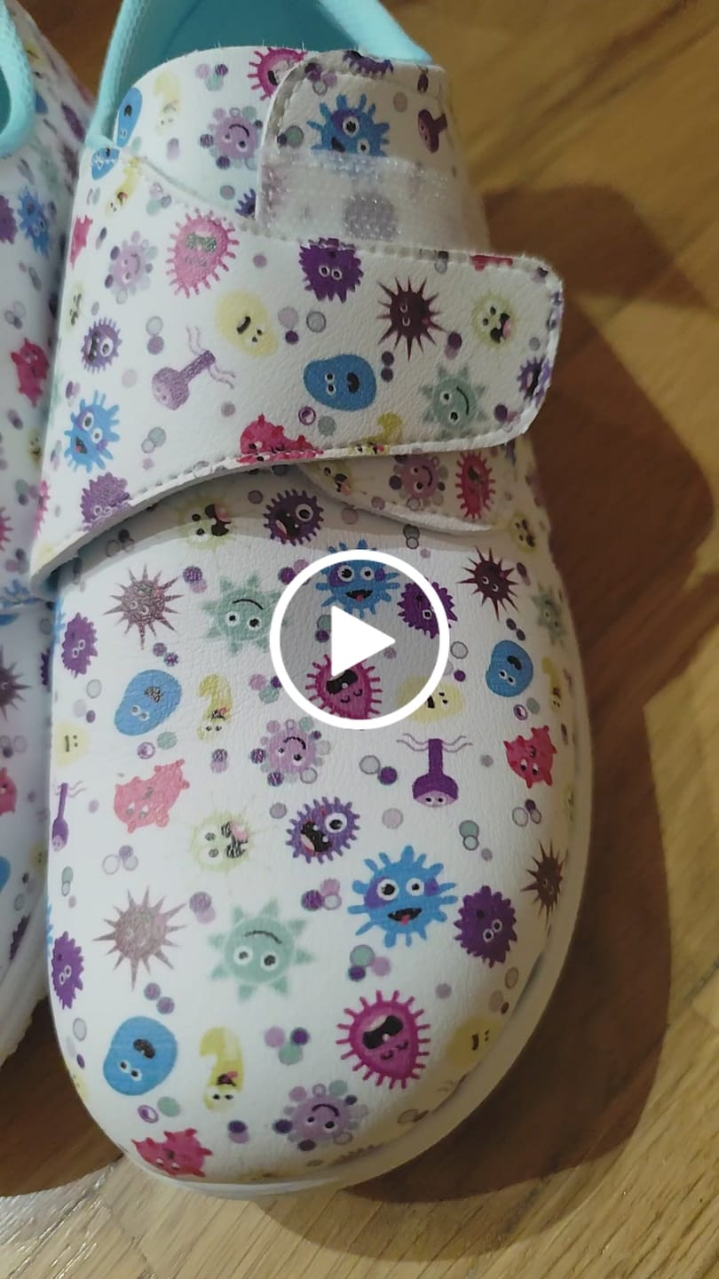 Customer video review of Zapato piel vegana velcro - Virus Collection