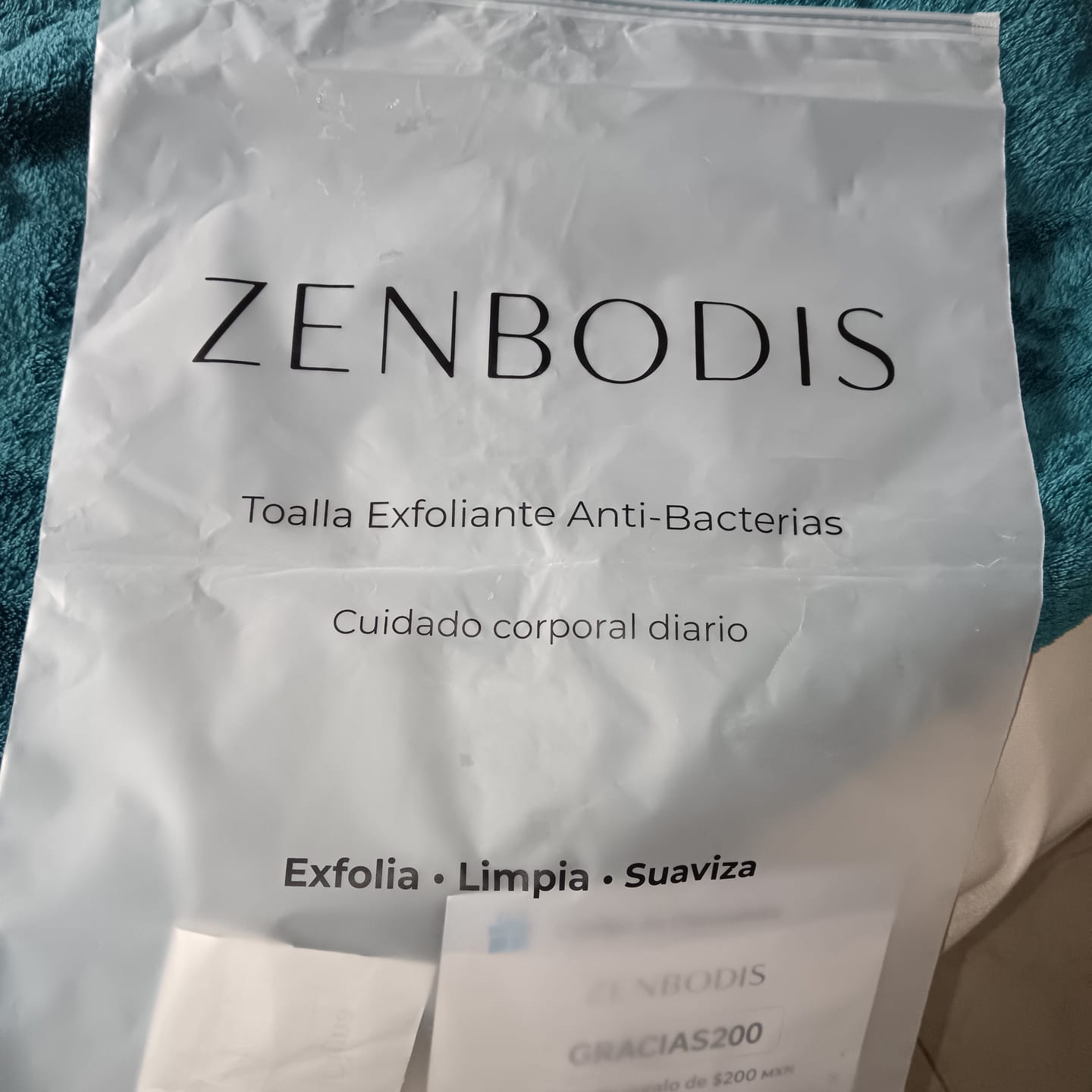 Customer photo review of Toalla Exfoliante Anti Bacterias ZenBodis™