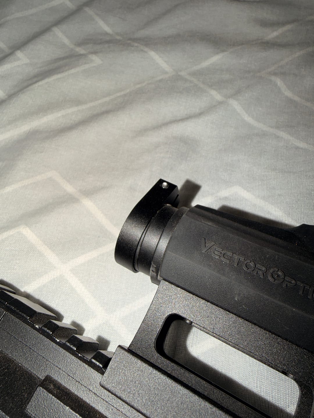 Customer photo review of Vector Optics SCOT-59II VeWar Schutzscheibe für 28-30mm Objektiv