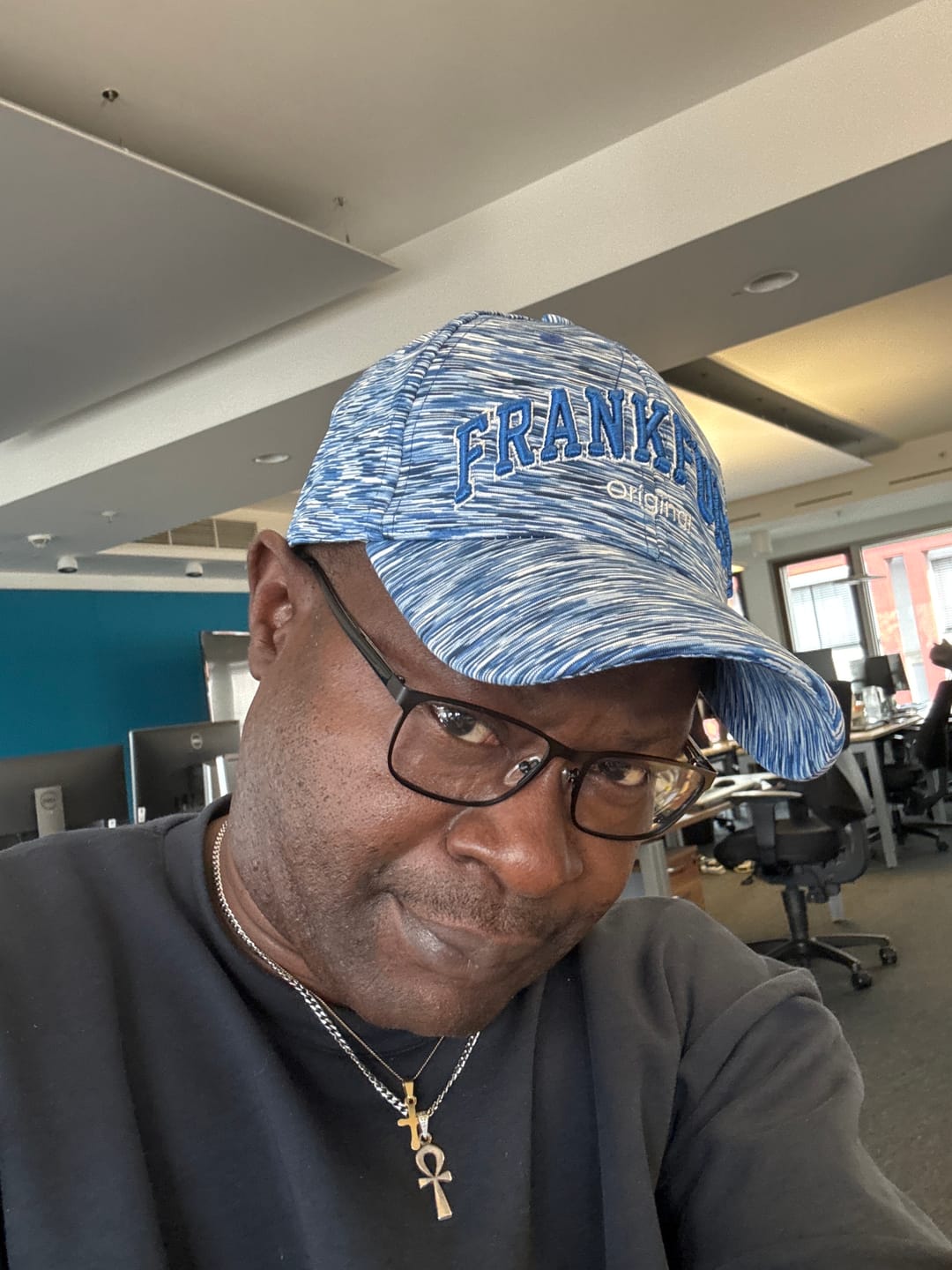 Customer photo review of Frankfurt Cap