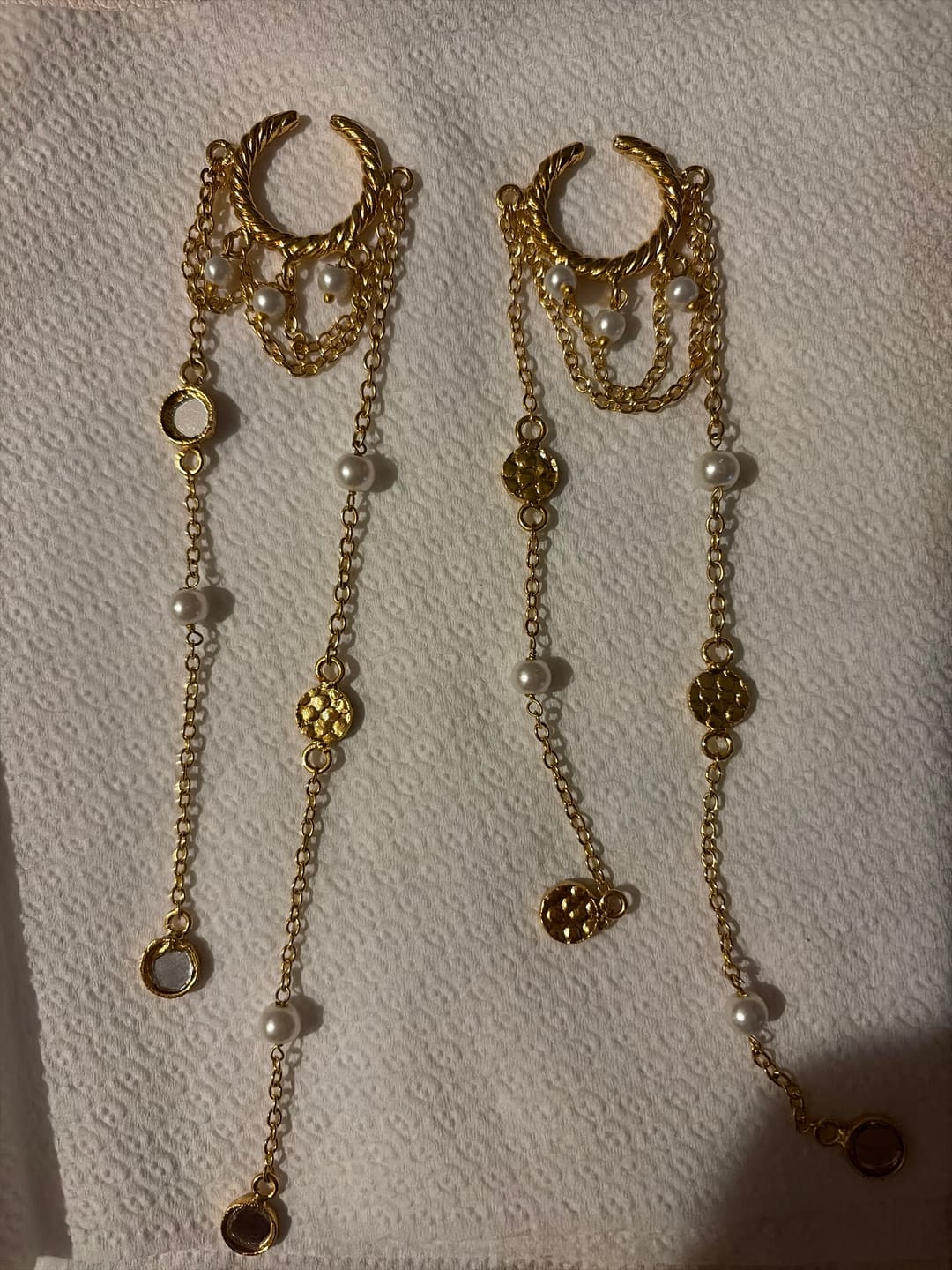 Customer photo review of Earcuff Ortygia