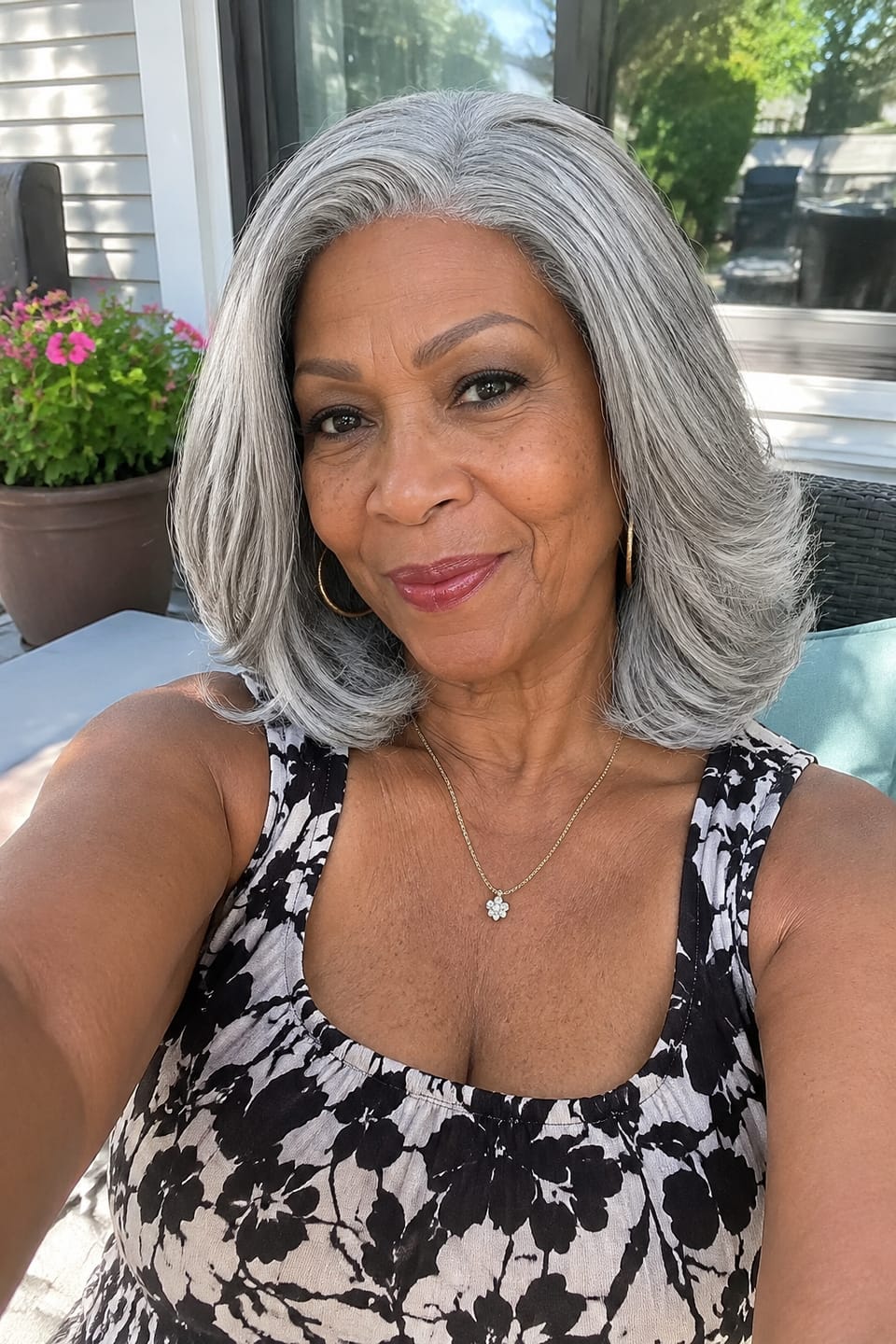 Customer photo review of Luvwin 5x5 Salt And Pepper Glueless Gray Color Pre-Cut Lace Layered Cut Straight Bob Wig 100% Human Hair