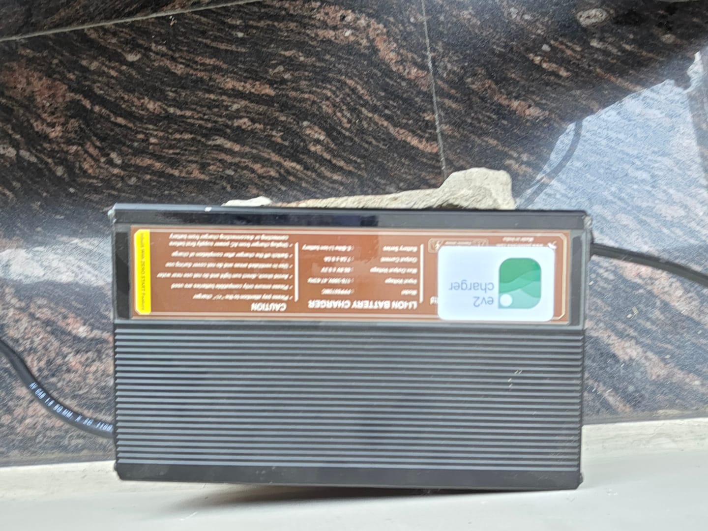 Customer photo review of Ampere Magnus & Zeal Charger – 66.8V 7.5A OEM Lithium Charger (XLR 3-Pin)