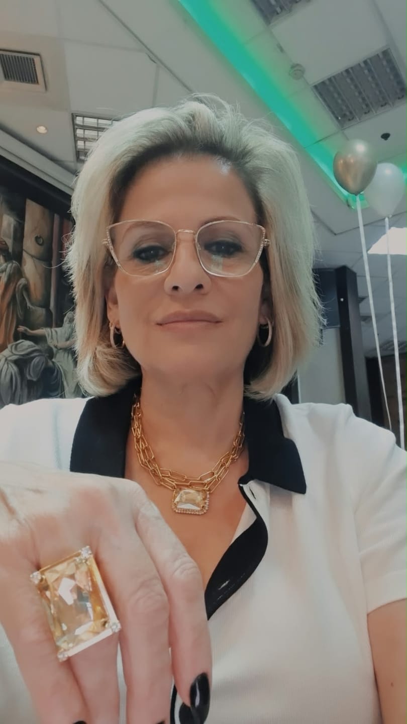 Customer photo review of She's the One Necklace