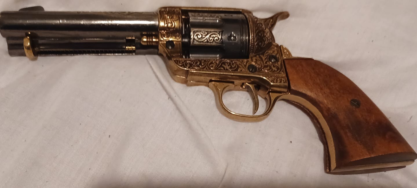 Customer photo review of Colt 'Wolfsbane' Single Action Army