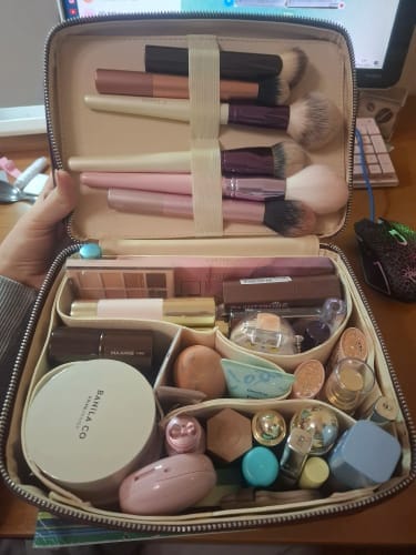 Customer photo review of Duo Vanity Case en cuir