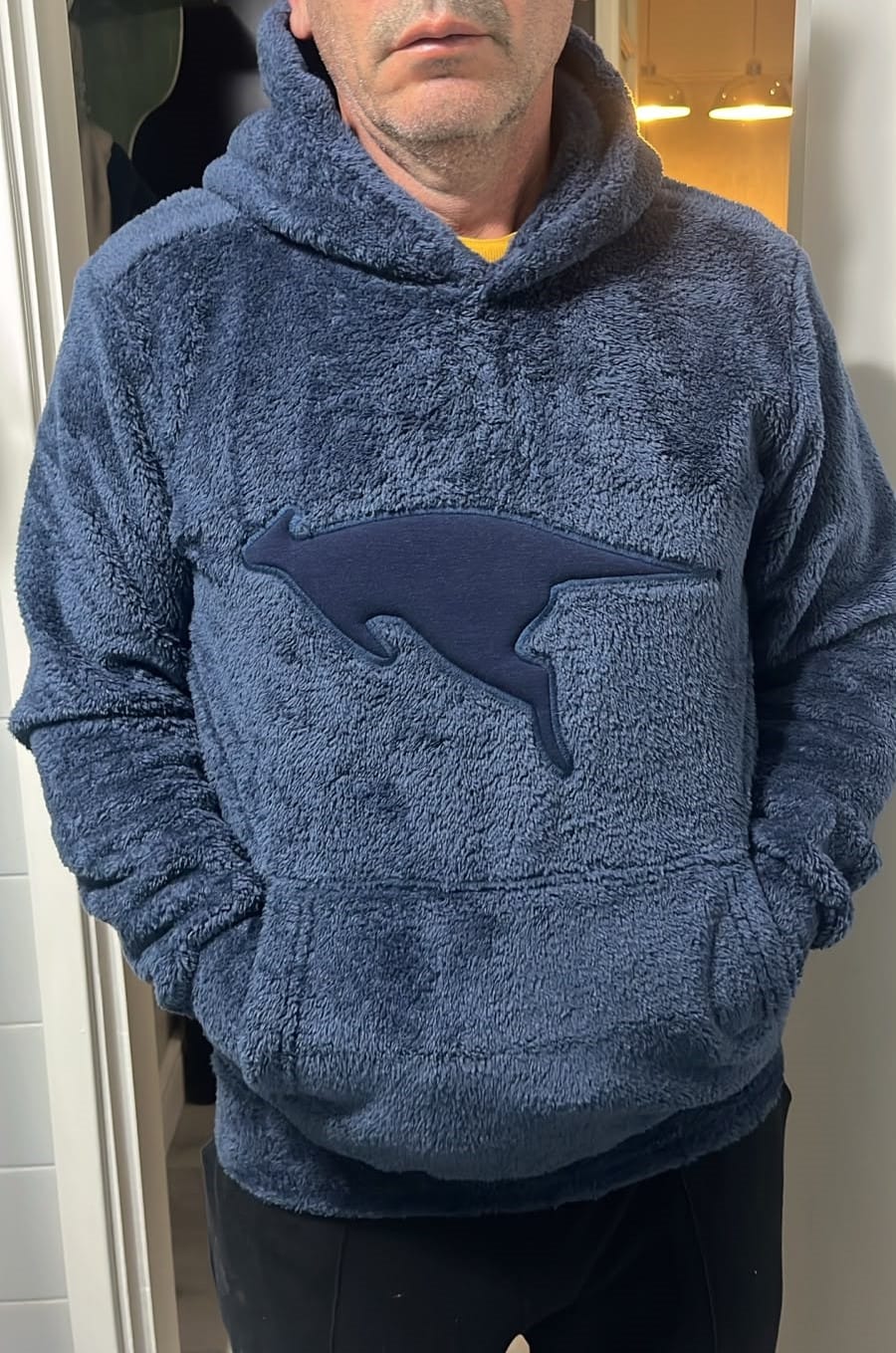 Customer photo review of Buzo Canguro Cole