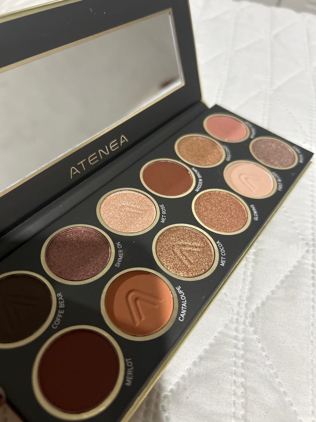 Customer photo review of PALETA DE SOMBRAS 1ST SCENE