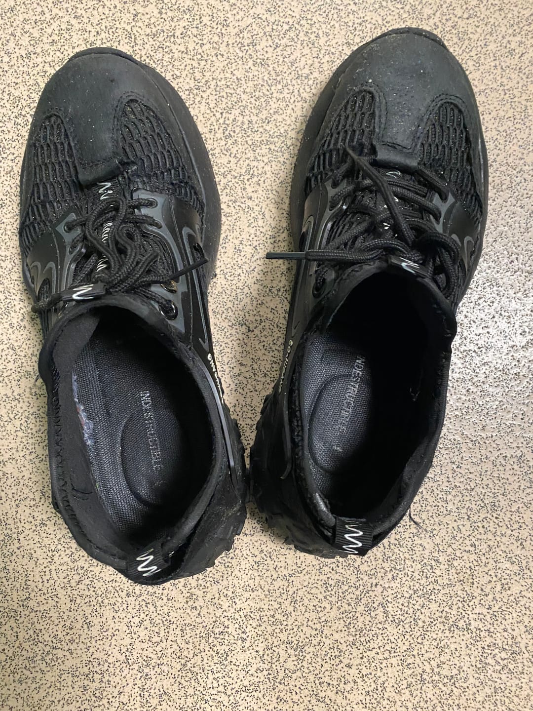 Customer photo review of Zip Black