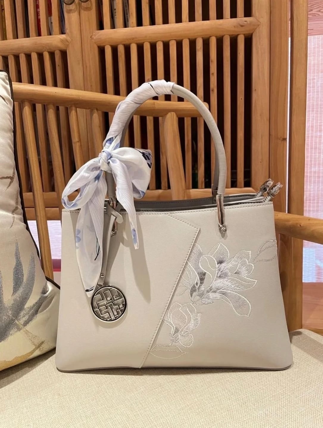 Customer photo review of Tang Red 30 Embroidered Magnolia Tote