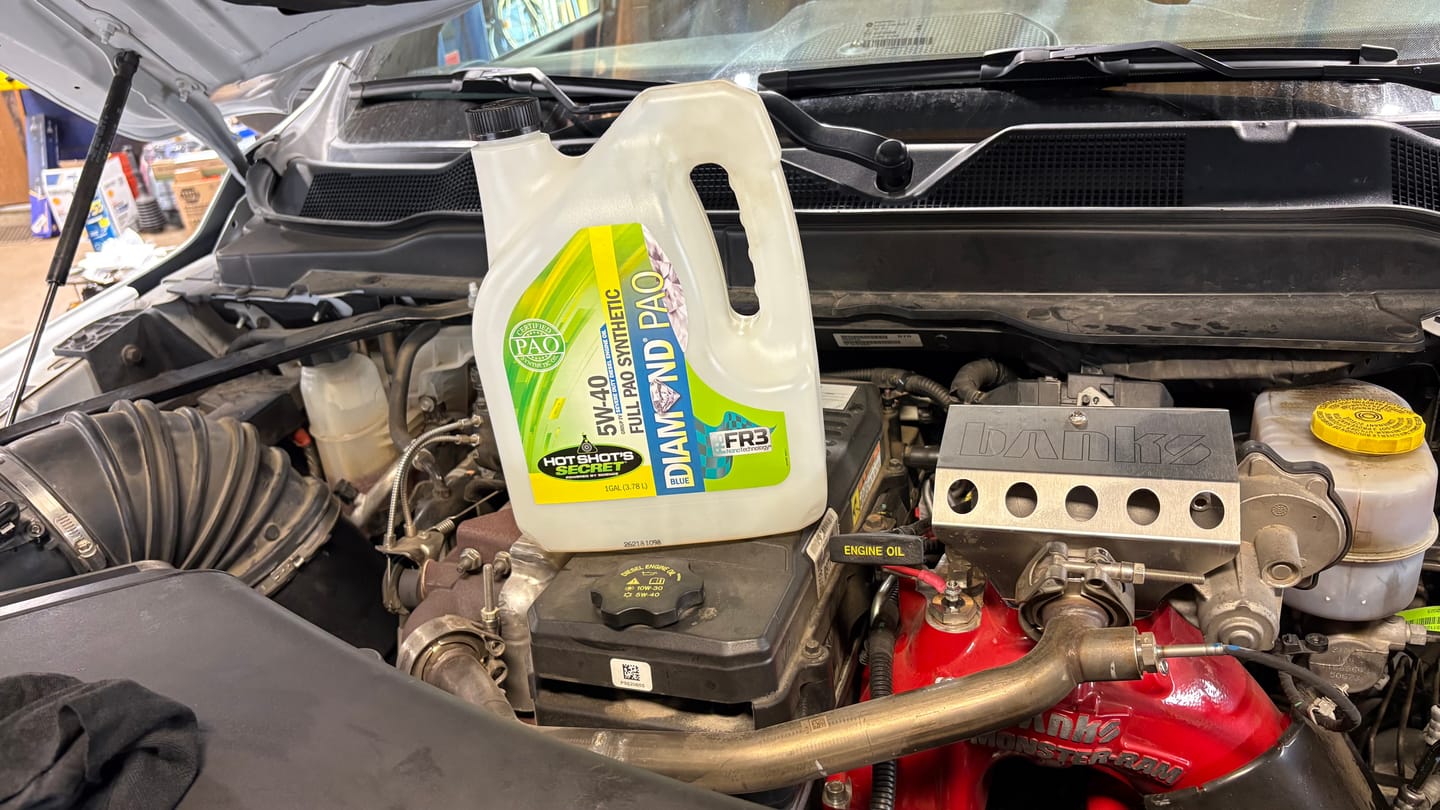 Customer photo review of Hot Shot's Secret Blue Diamond PAO Synthetic Oil (BD01GPAO5)
