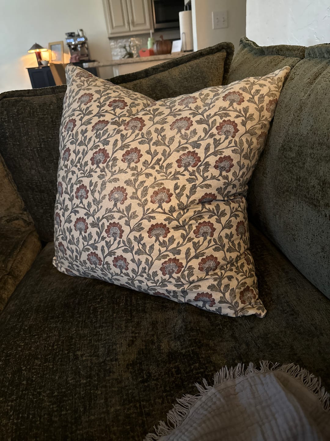 Customer photo review of Clem in Multicolor - 18" | 22"
