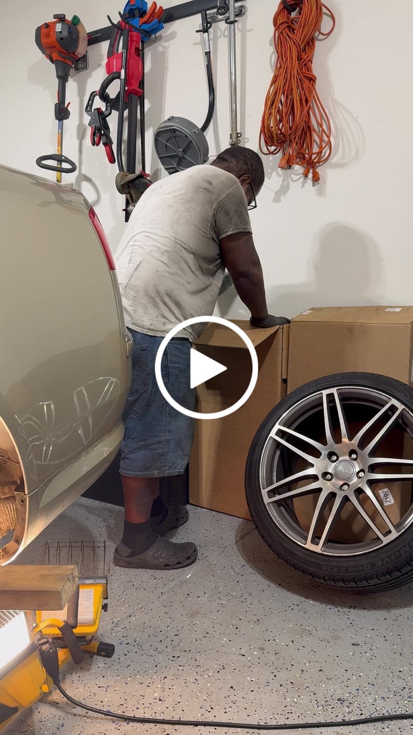 Customer video review of 2004-2010 Audi A8 4 Wheel Air Suspension Conversion Kit with Suspension Warning Light Fix (AA14FM)