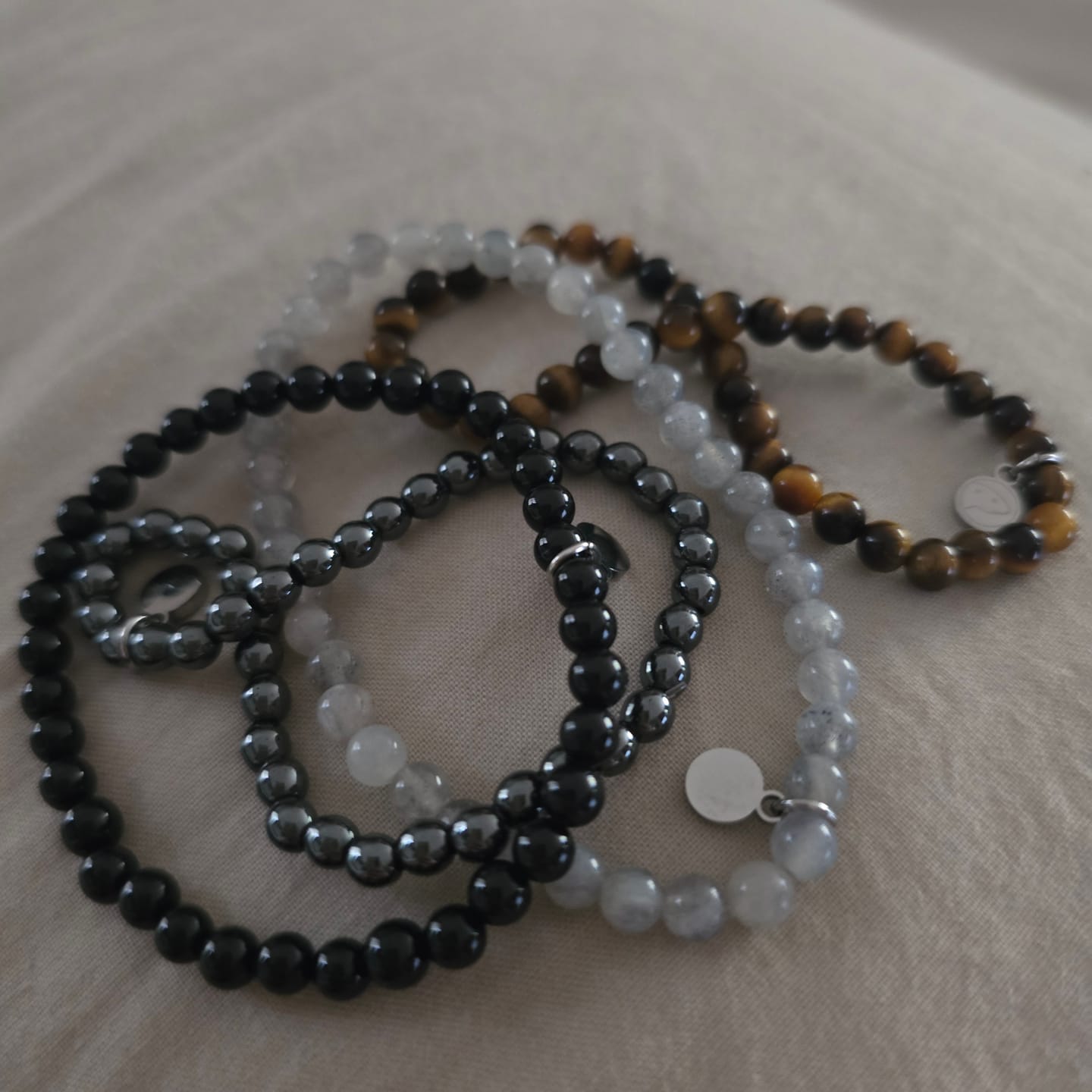 Customer photo review of Tiger Eye Bracelet Mini