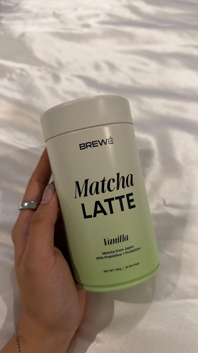 Customer photo review of Vanilla Matcha Latte (Ceremonial Grade + Pre & Probiotics)