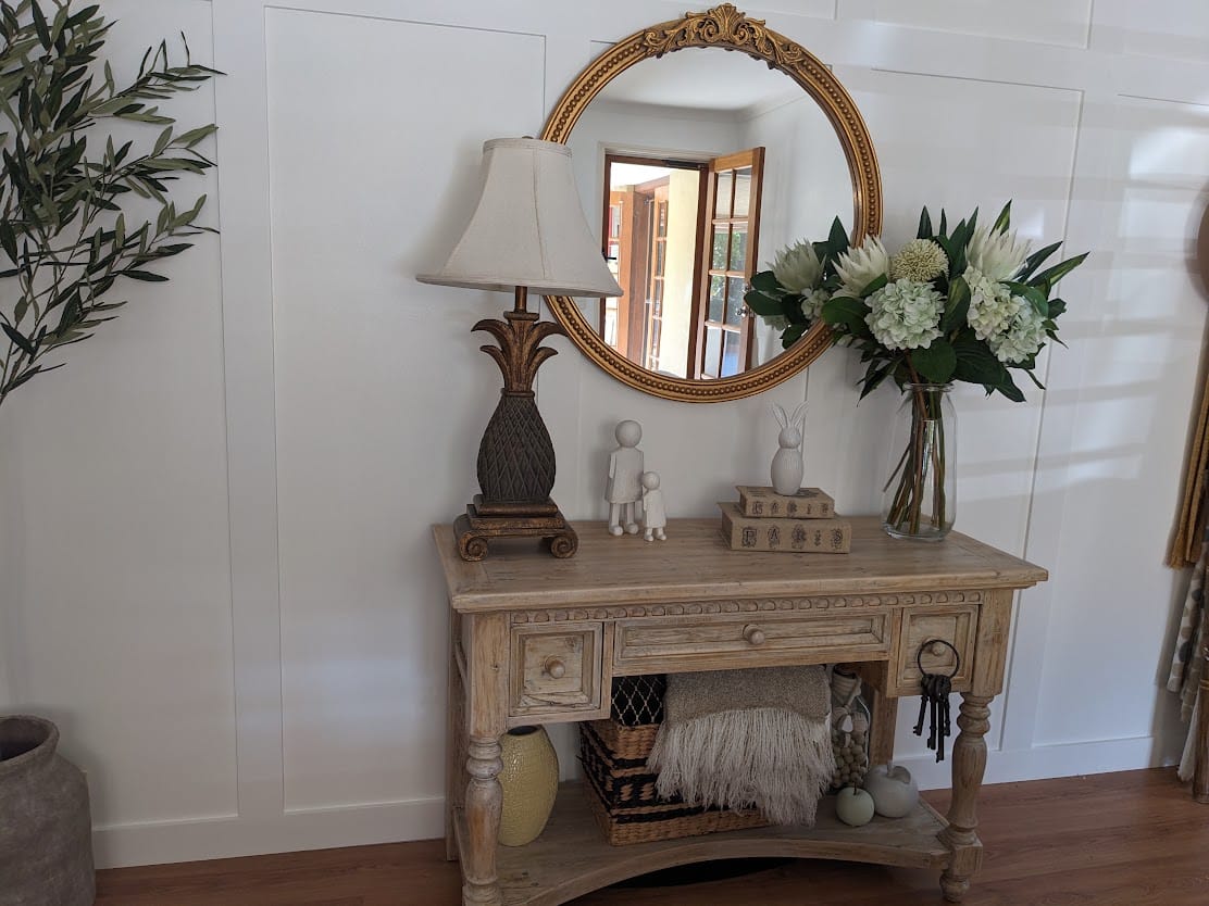Customer photo review of Brittany French Provincial Round Mirror, Aged Gold Beaded Frame 80cm