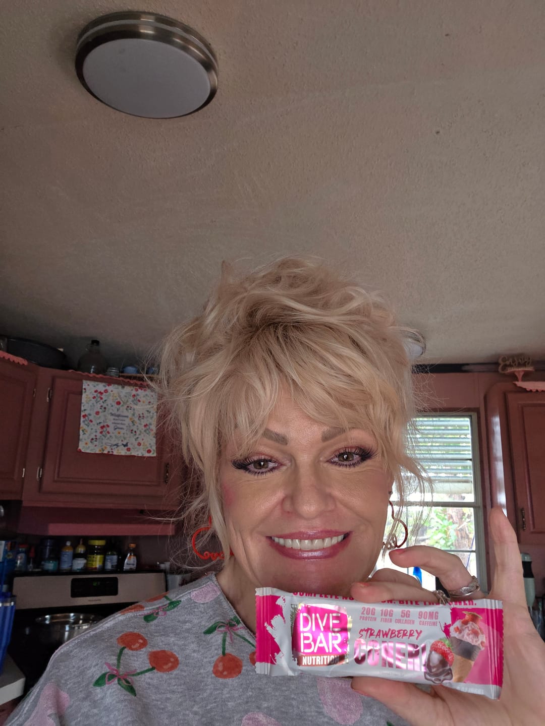 Customer photo review of Strawberry Coner - 6 BARS