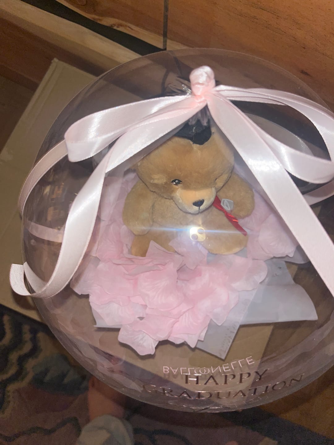 Customer photo review of Graduation Teddy Ballon Personalisiert Rosa