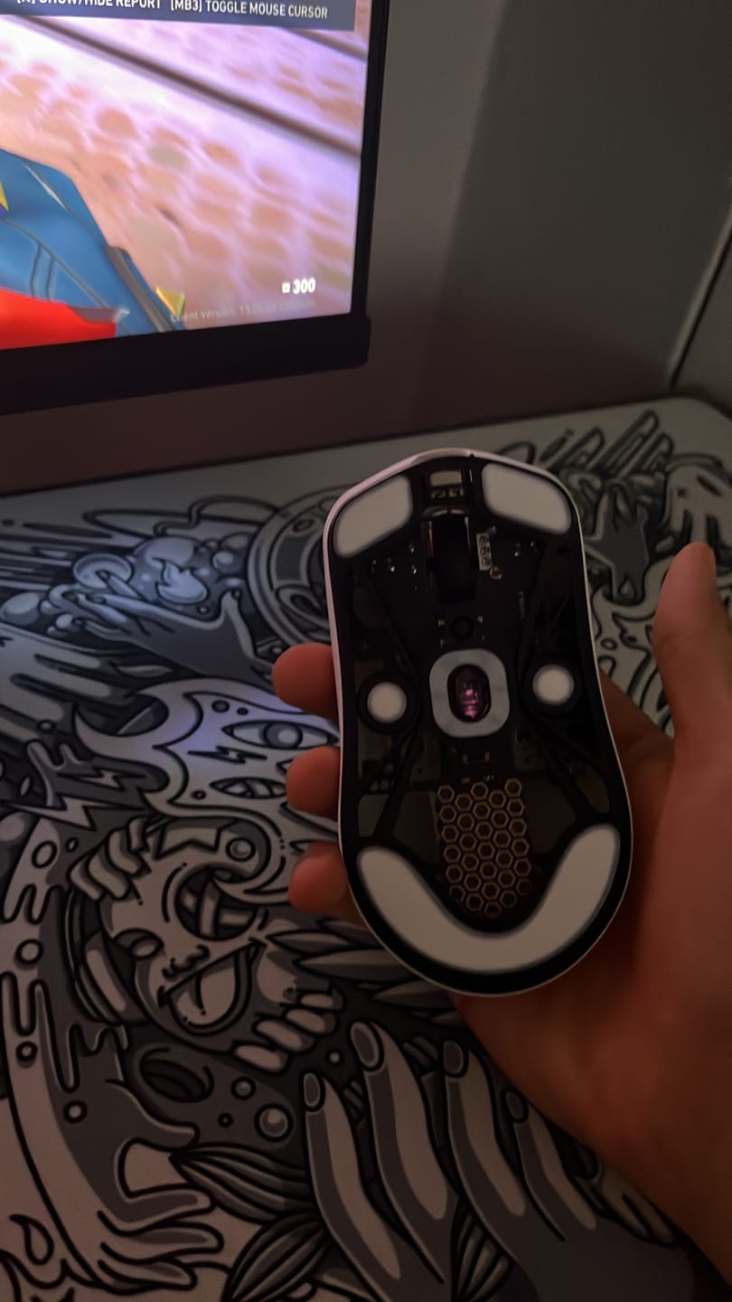 Customer photo review of Lamzu Maya X Wireless Mouse