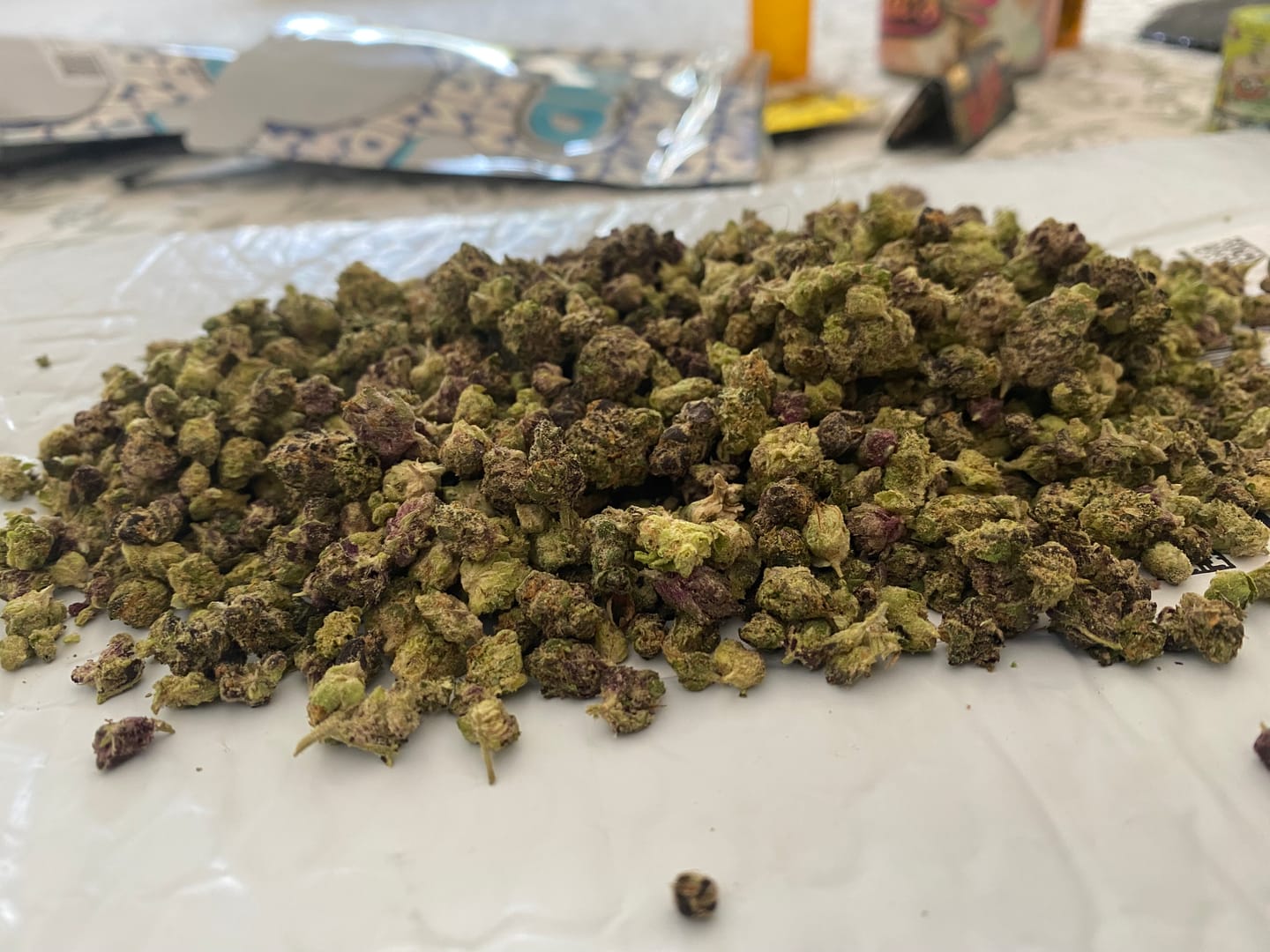 Customer photo review of KIND - Pink Runtz Indoor - Micro - 28 Grams - Hybrid