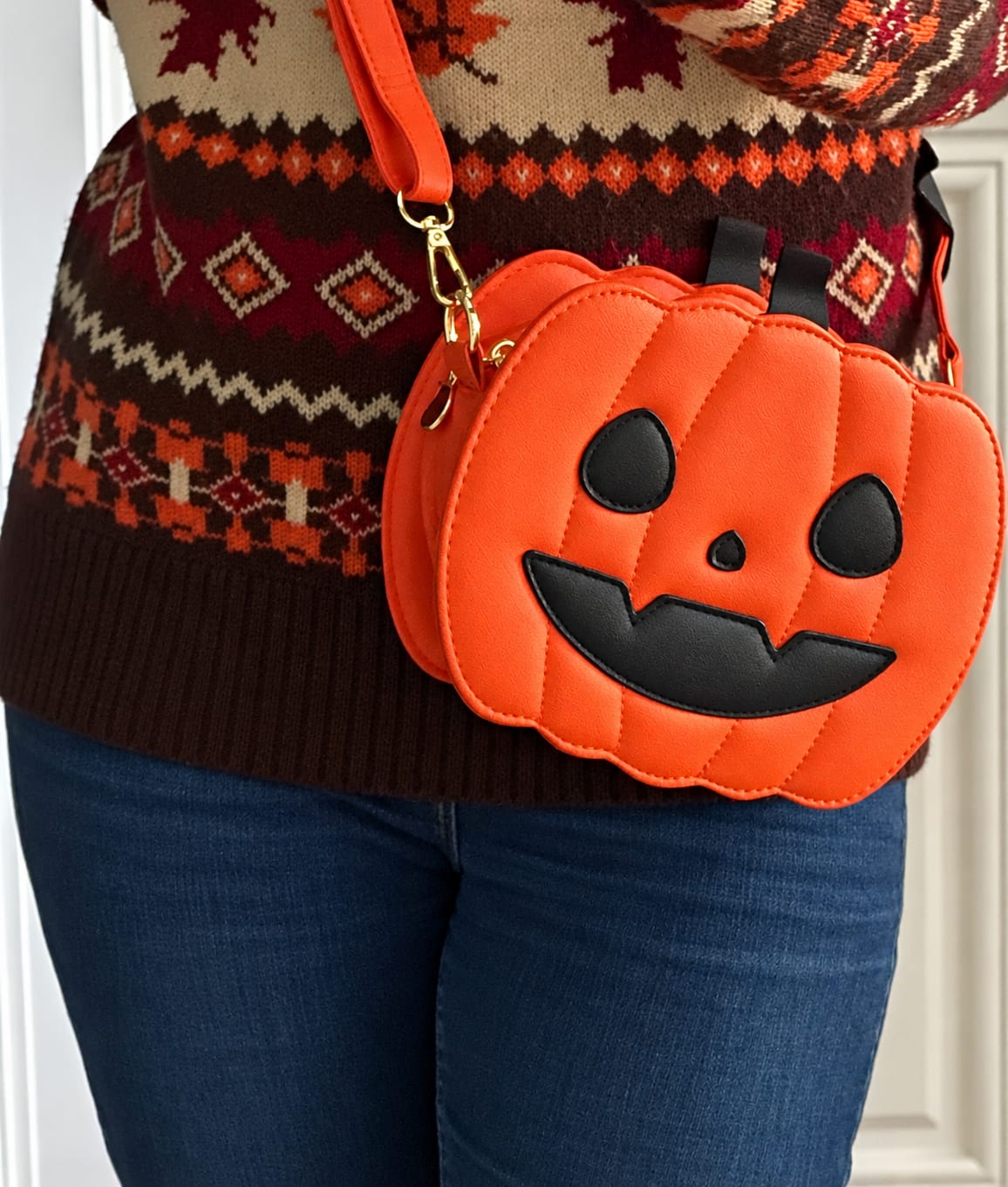 Customer photo review of Kürbis Handtasche aus Kunstleder – Orange mit Halloween Fratze