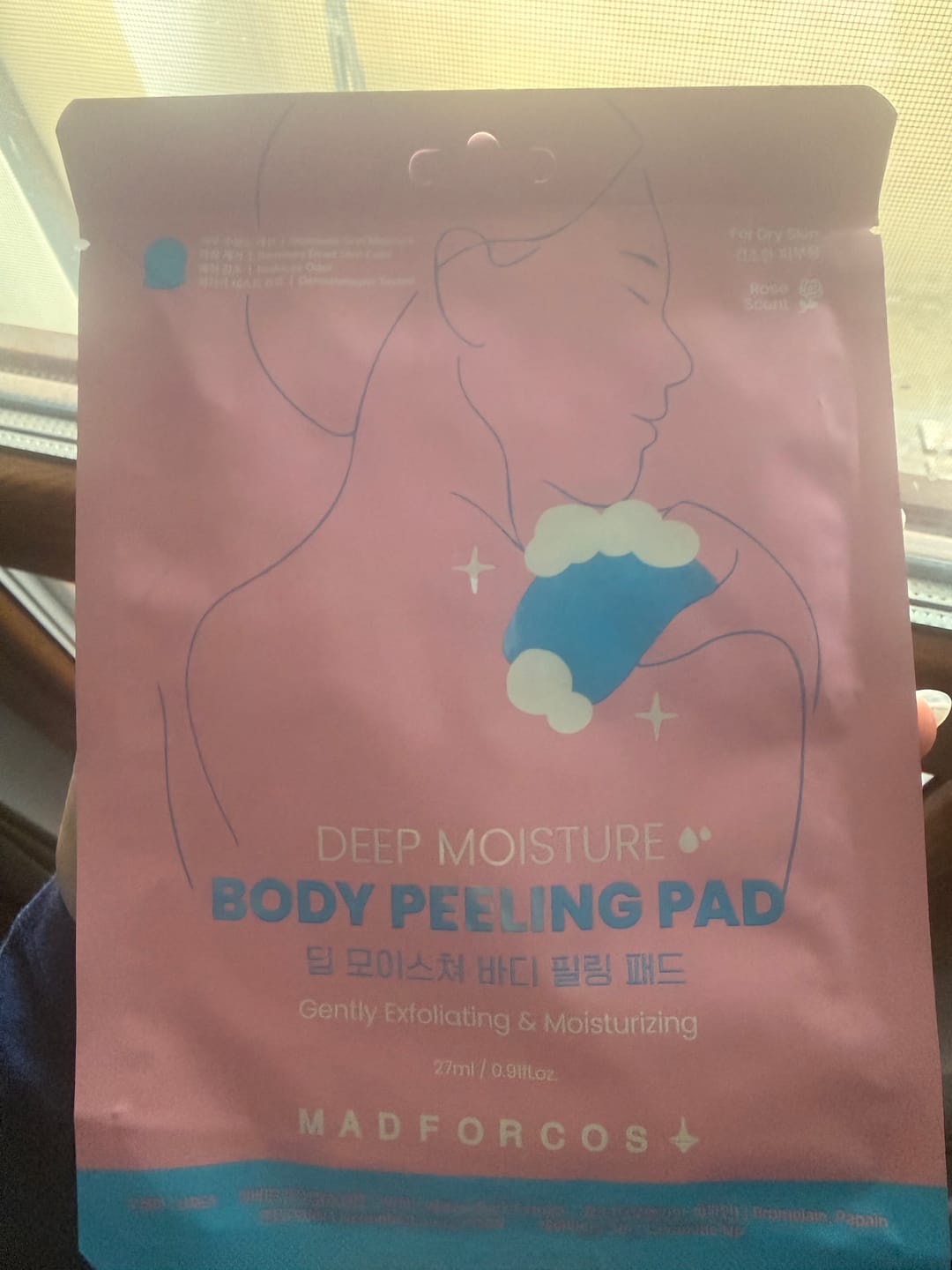 Customer photo review of Пилинг пад за тяло дълбока хидратация MADFORCOS Moisture Body Peeling Pad