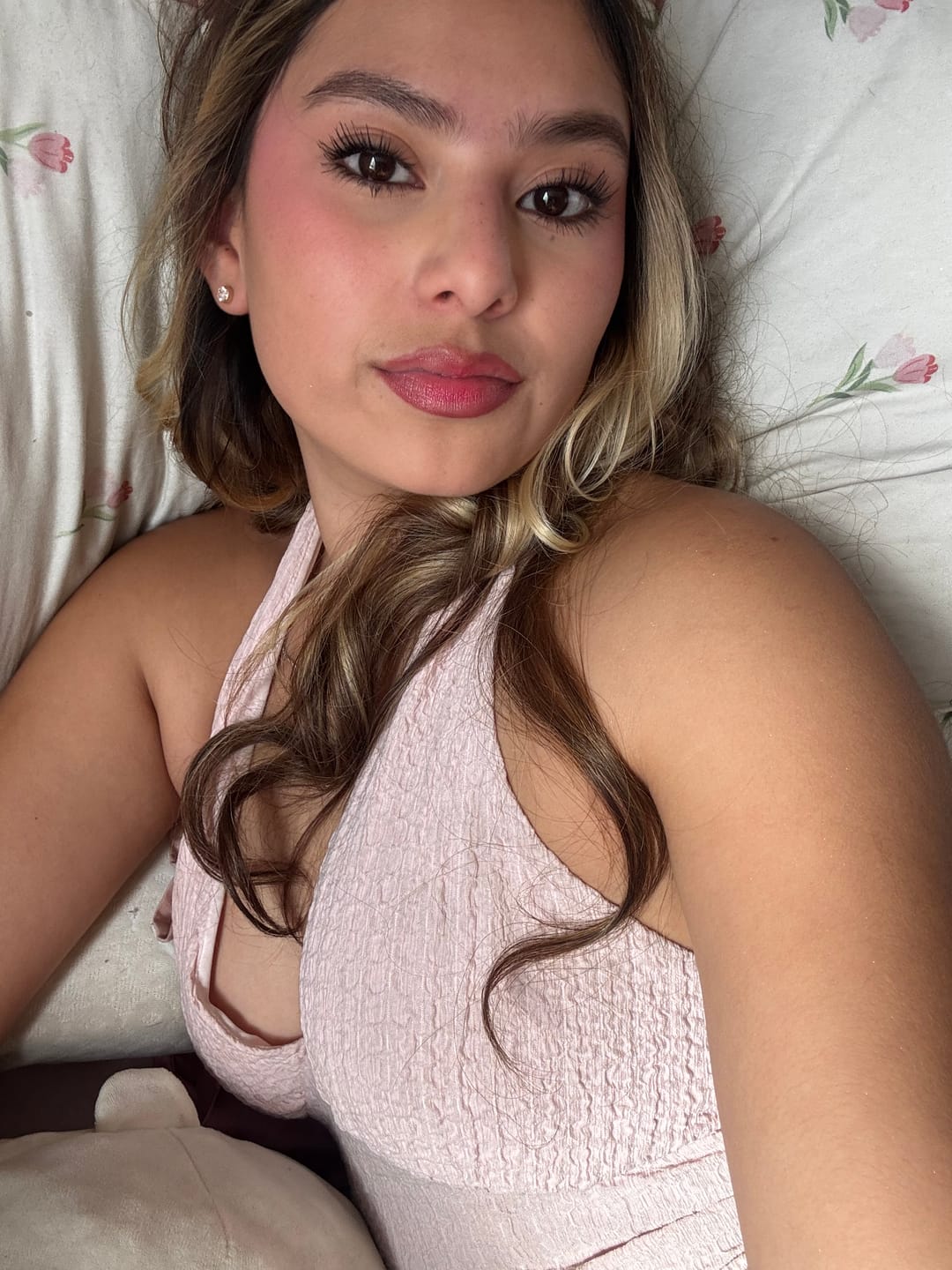 Customer photo review of RUBOR EN DÚO ALLURE CREMA Y POLVO COMPACTO