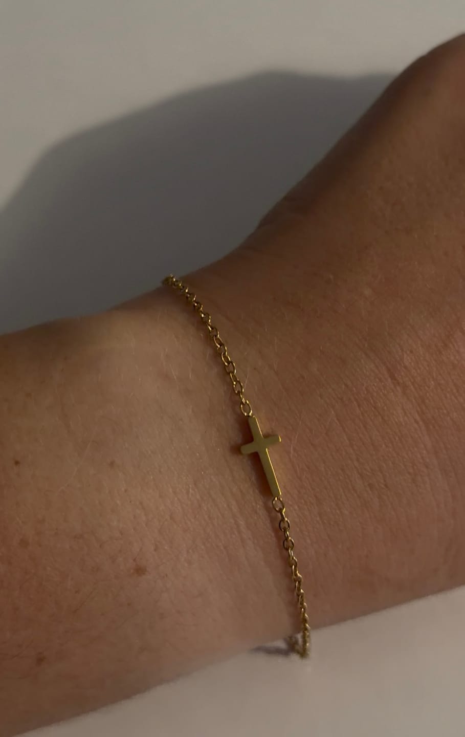Customer photo review of Bracelet Croix Chrétien