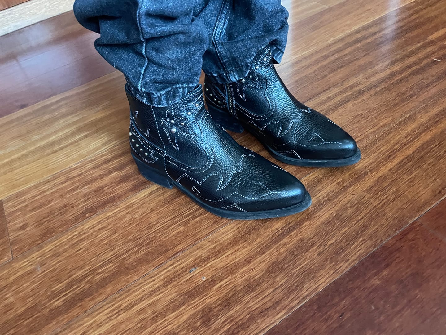Customer photo review of Botin Mujer / Zapador Negro