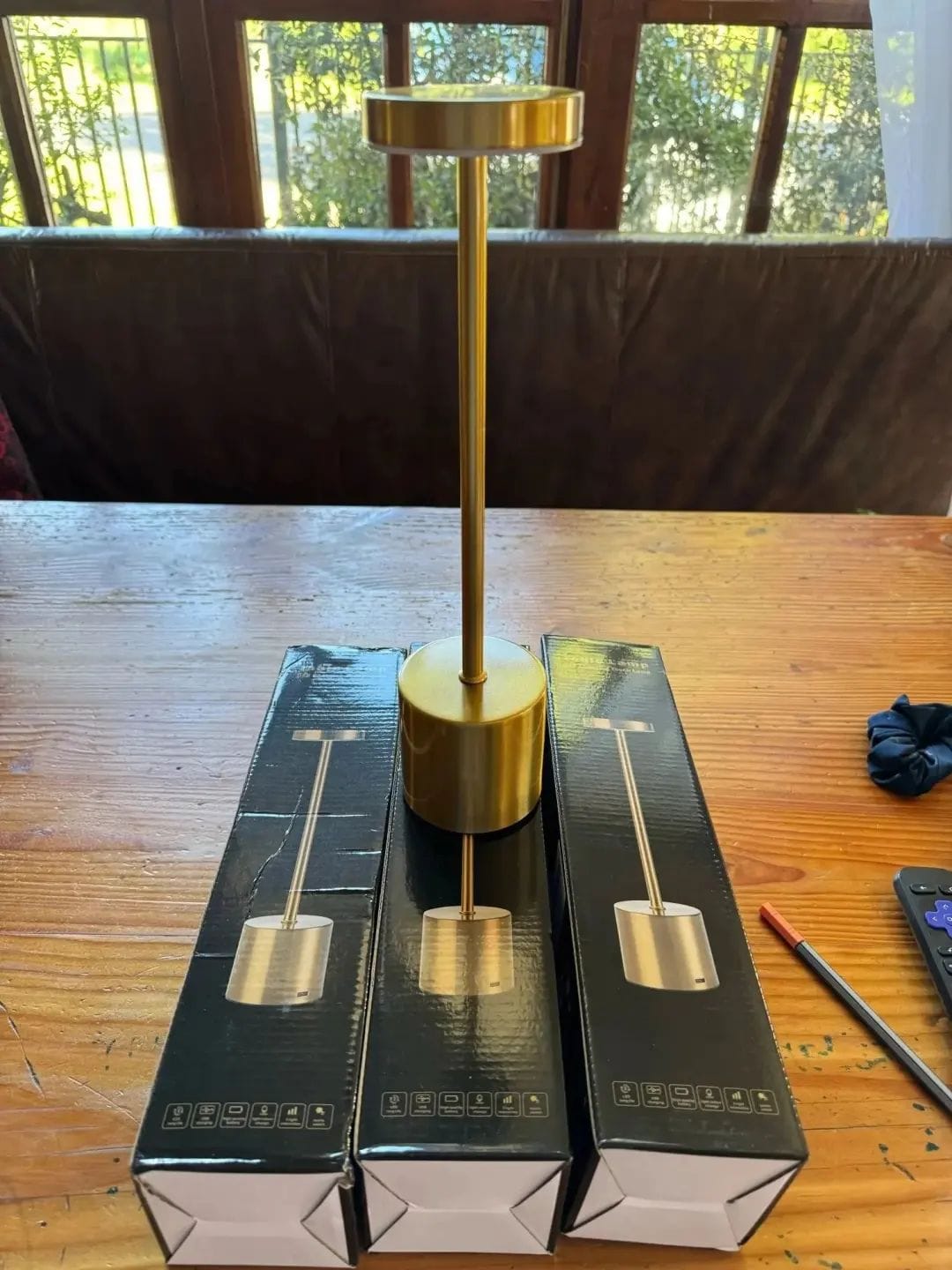 Customer photo review of Luminária de Mesa Sem Fio Recarregável Nomad Glow