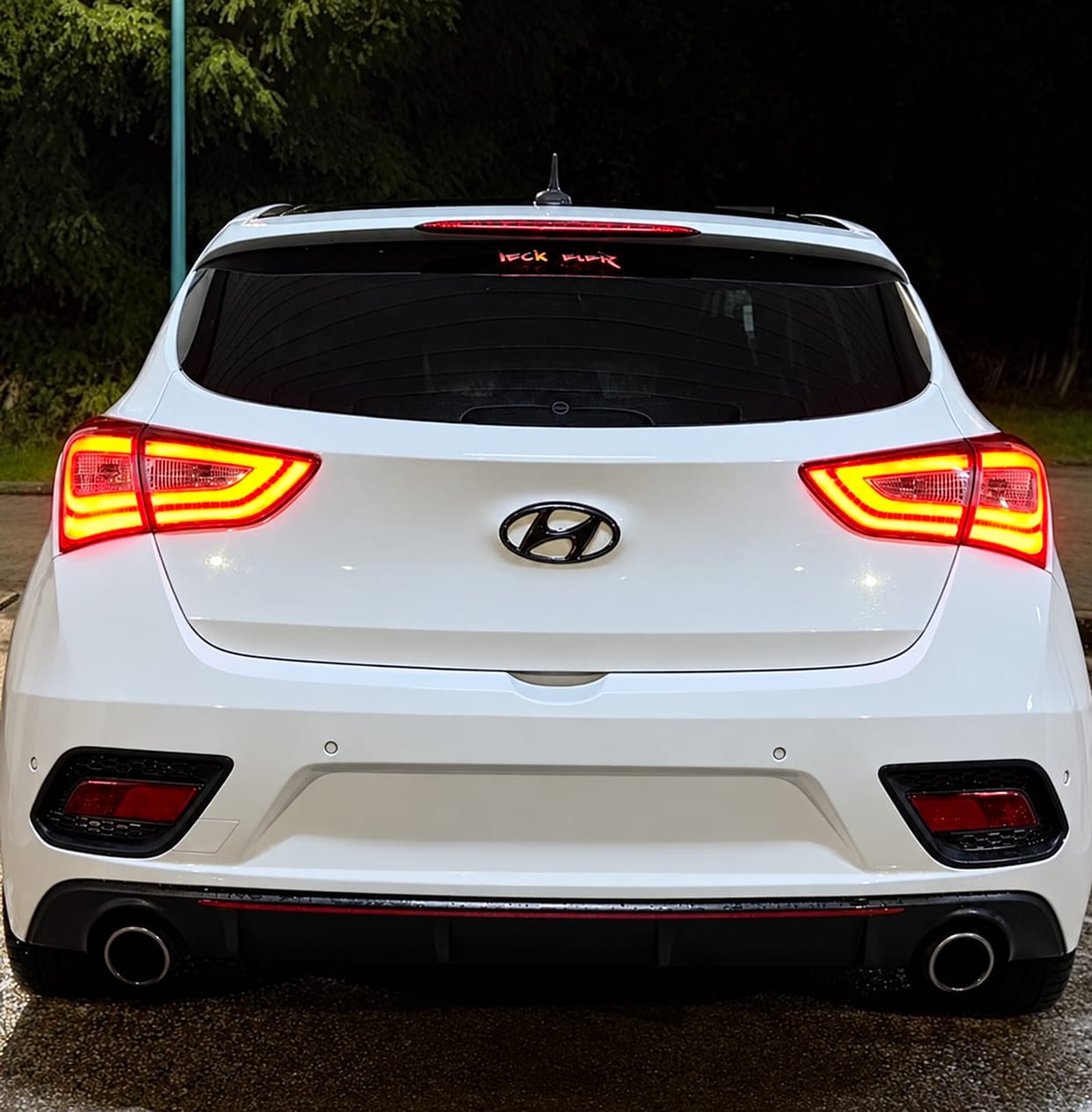 Customer photo review of Heckwischer Echtglas Stopfen | Hyundai