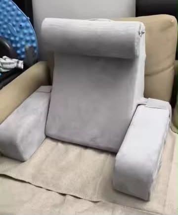 Customer photo review of כרית מנוחה ארגונומית