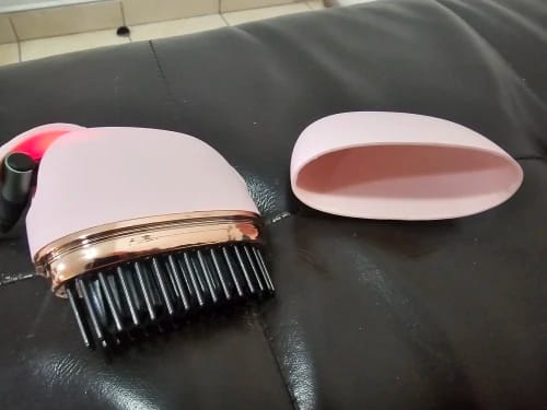 Customer photo review of Mini cepillo de pelo inalámbrico