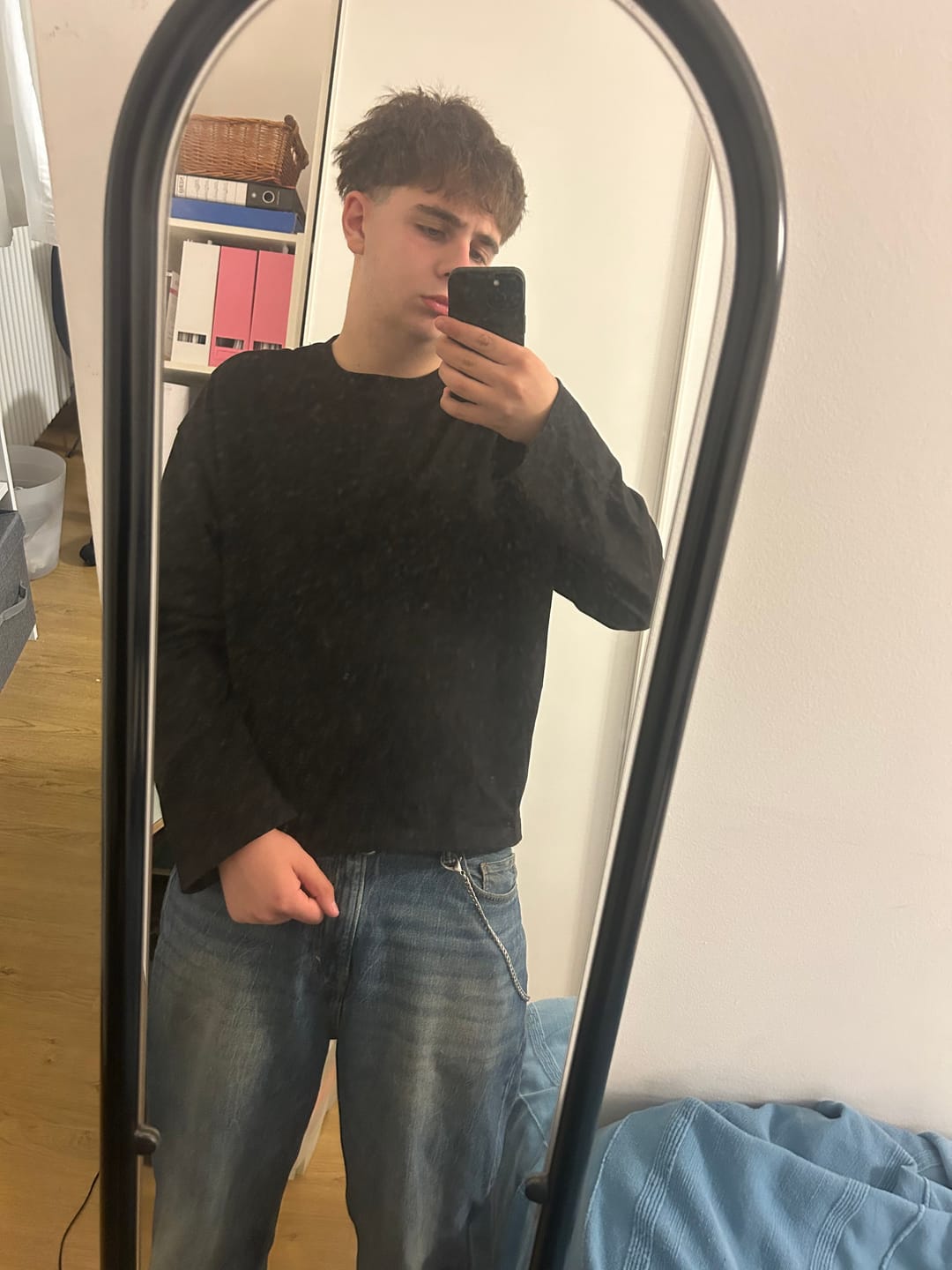 Customer photo review of Longsleeve Cropped Blanks 220GSM Black