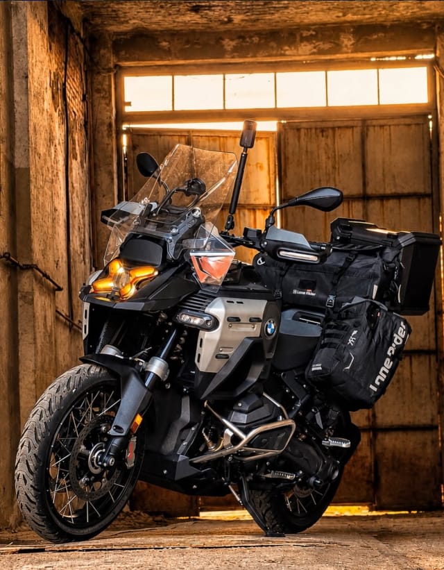 Customer photo review of ADVBags 70 – Rackless Saddle Bags