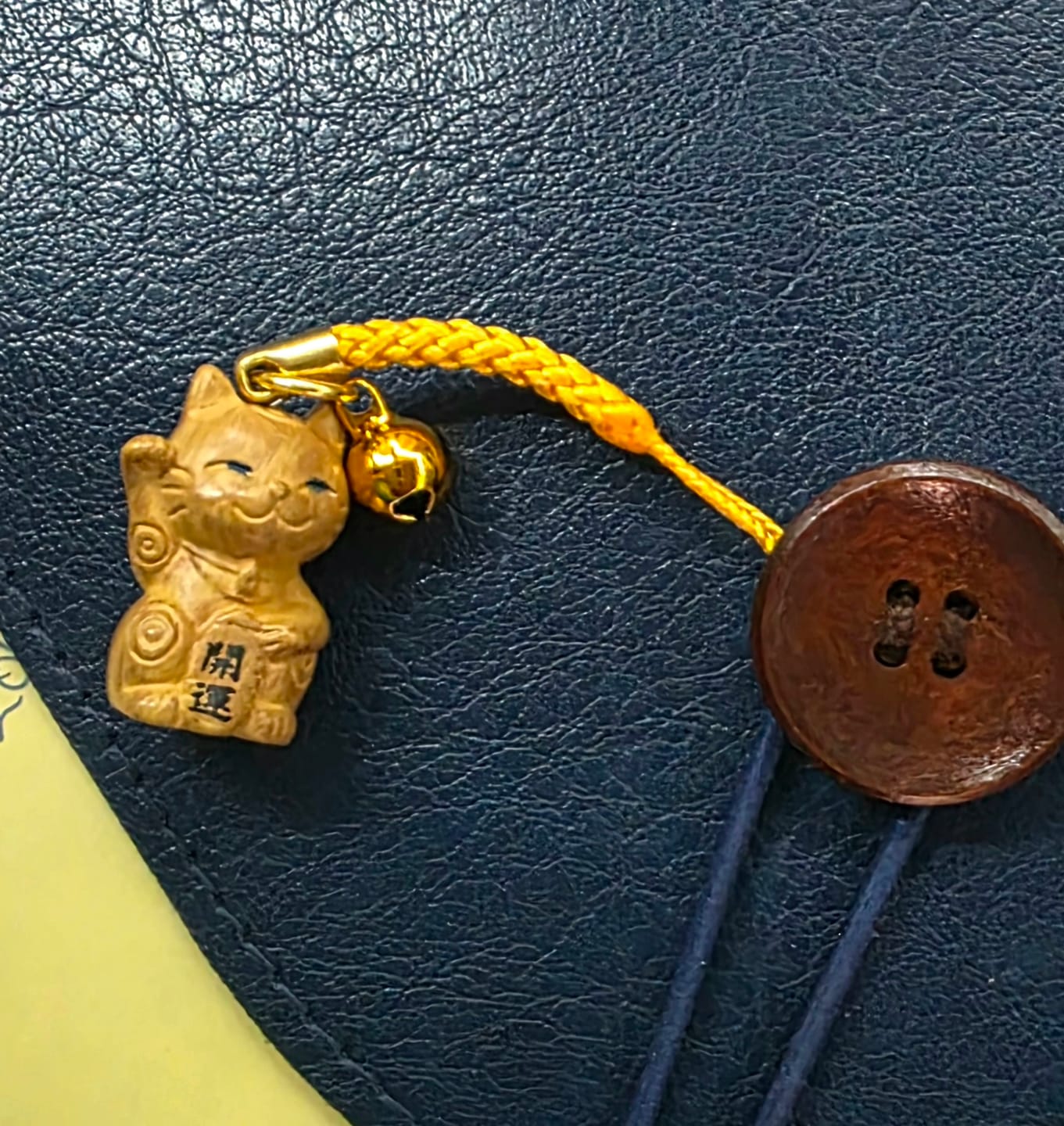 Customer photo review of Llavero Gato Maneki Neko