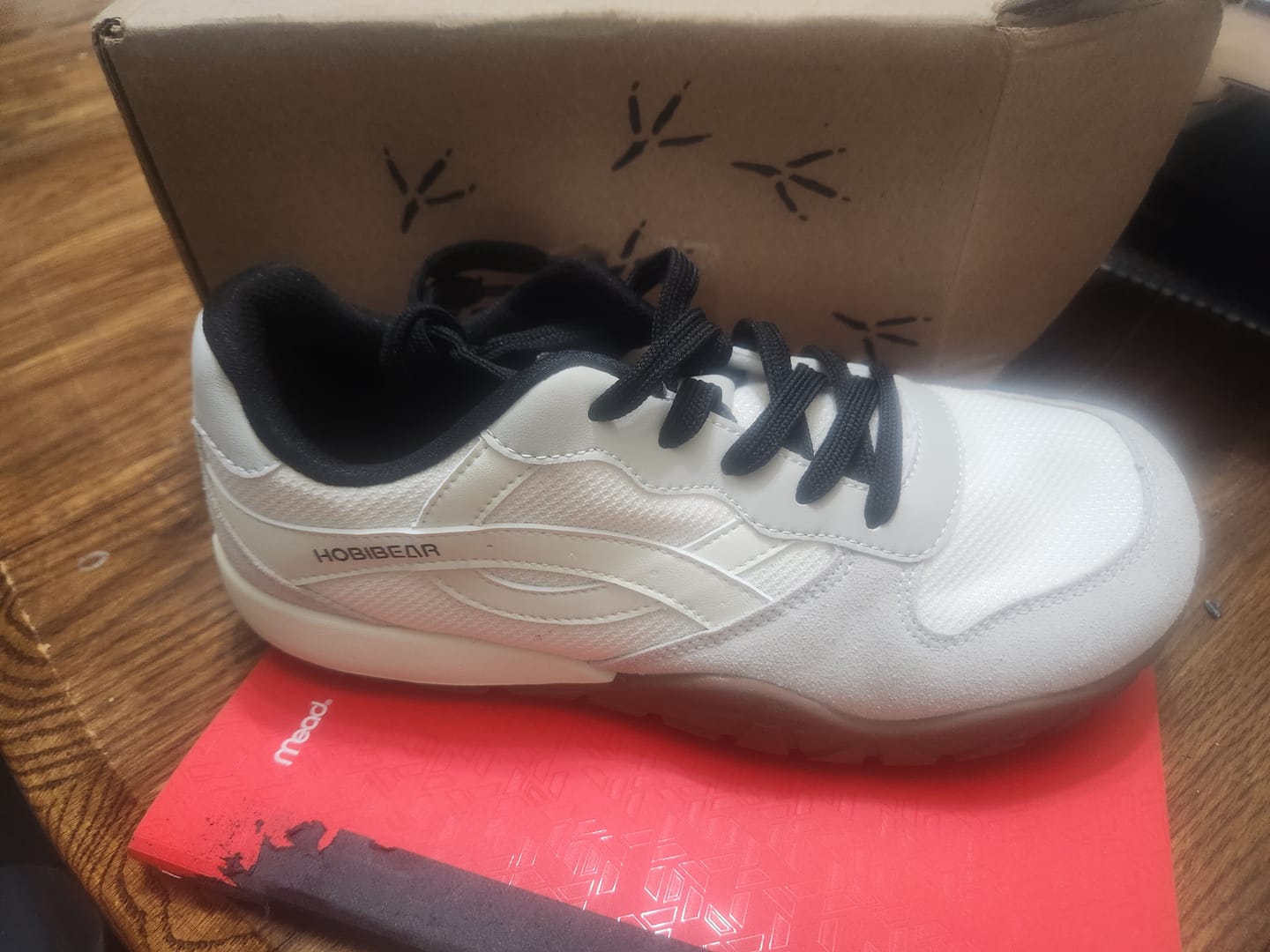 Customer photo review of Hareball - Wide Toe Sneakers