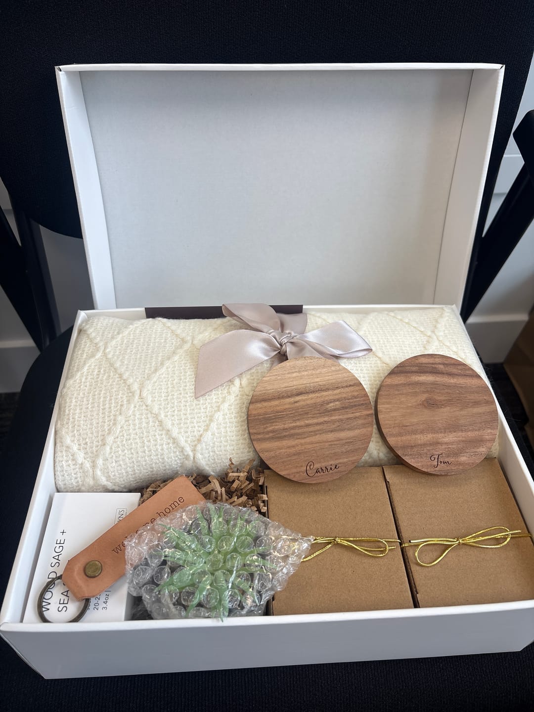 Customer photo review of J&F Signature Welcome Home 2