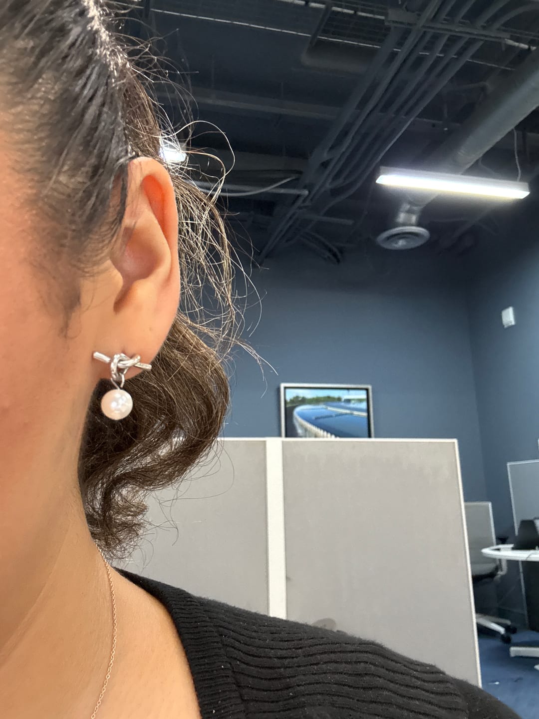 Customer photo review of Par Arete Nudo Con Perla