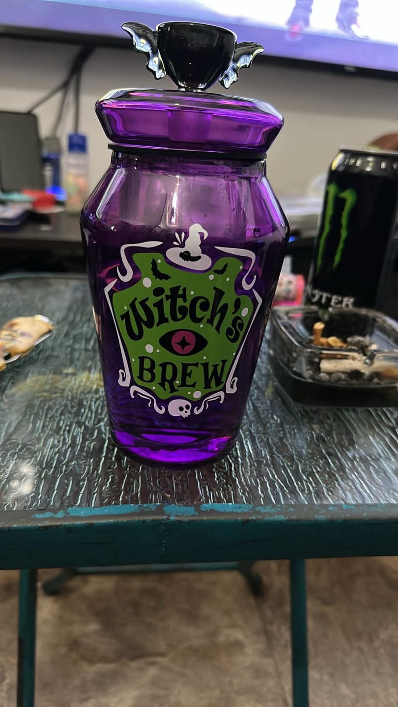 Customer photo review of Witch's Brew Gravity Bong (Limited Edition)