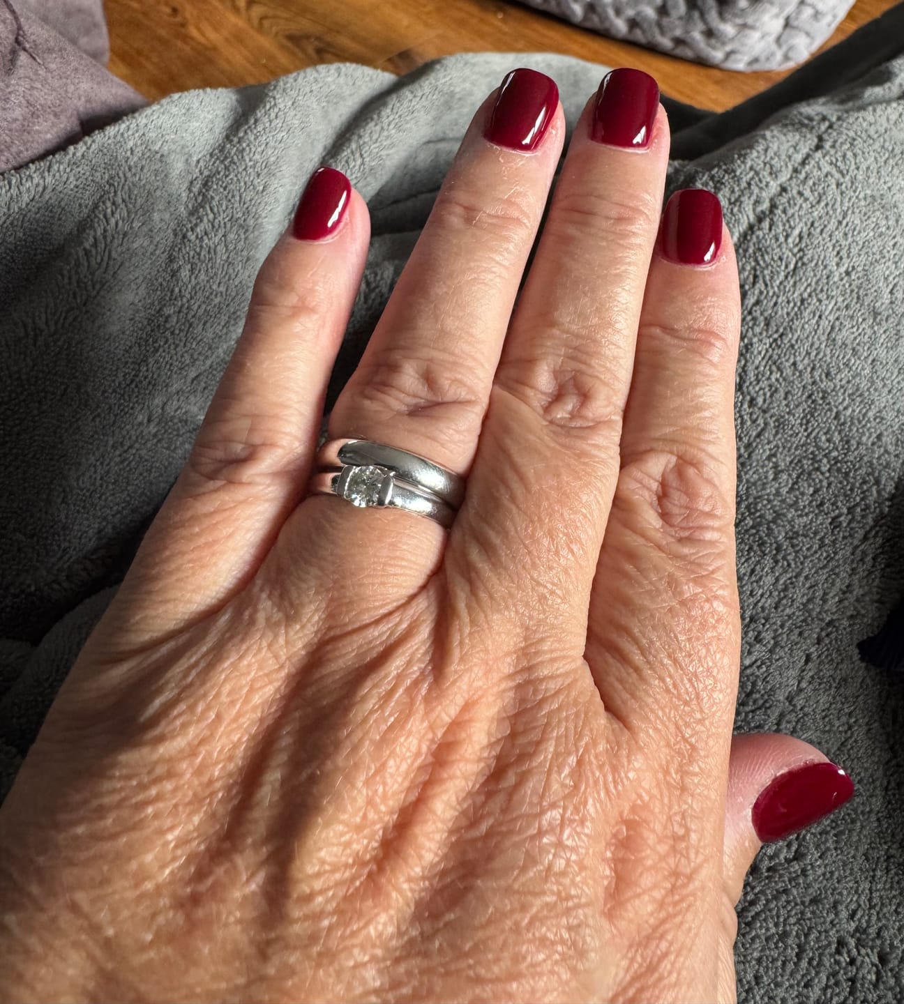 Customer photo review of White Gold 4mm Wonder Ring