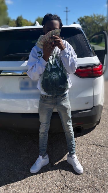 Customer photo review of Bravest Studios Mary Zip Up Hoodie Grey/Green V2