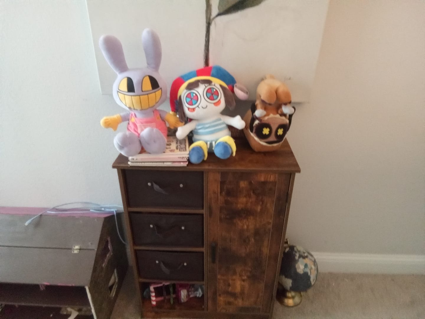 Customer photo review of Beach Pomni Plush
