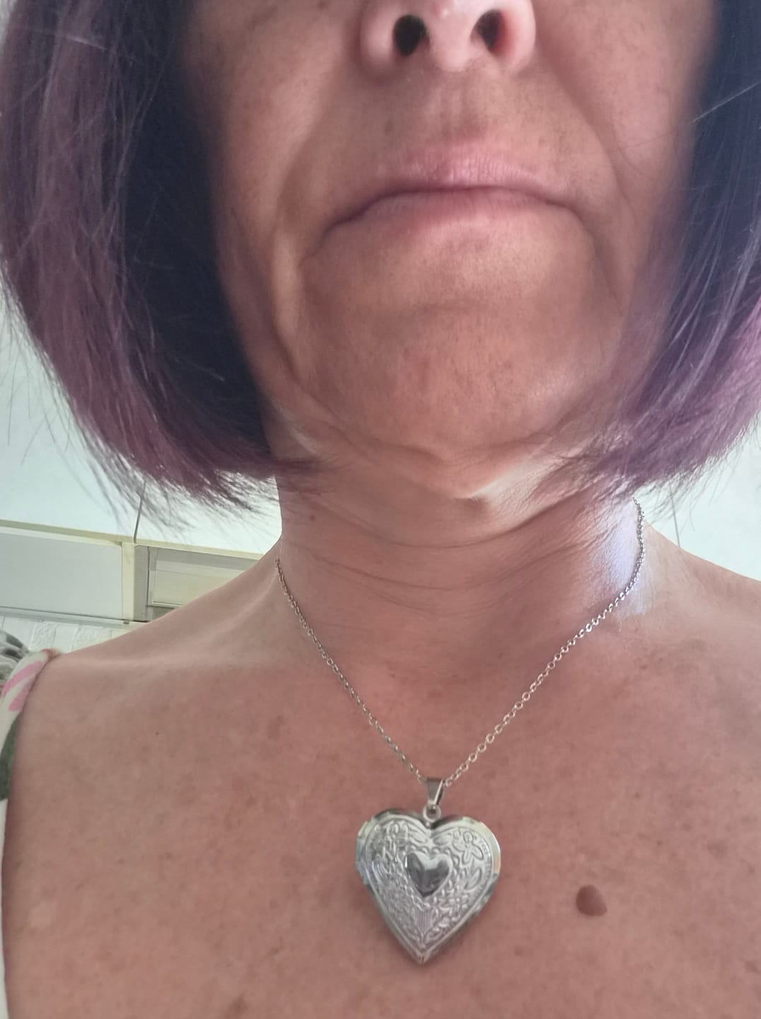 Customer photo review of Collana con Foto custodita nel Cuore e Dedica Personalizzata