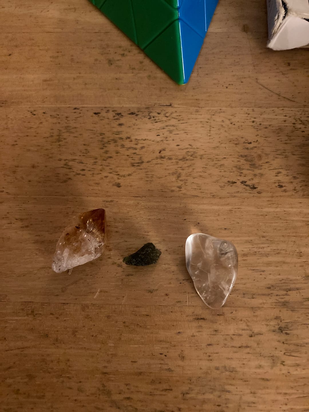 Customer photo review of Moldavite - Rough/raw pieces